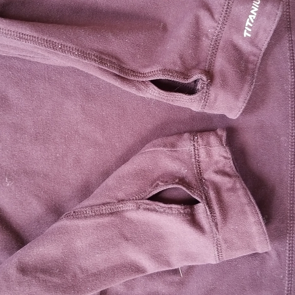 ❄️❄️ Columbia Titanium Long Sleeve Top ❄️❄️ - Picture 3 of 7